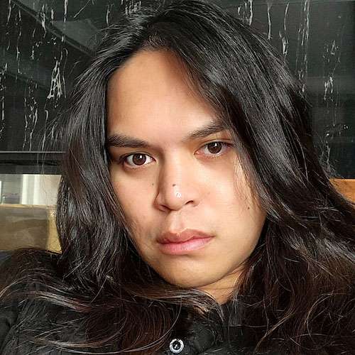 Artist Profile photo: Excel Garay